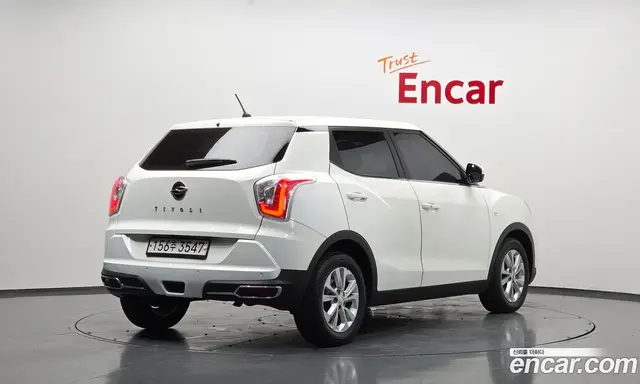 SsangYong TIBOLI 2018 1.6 автомат (гидро), миниатюра 2
