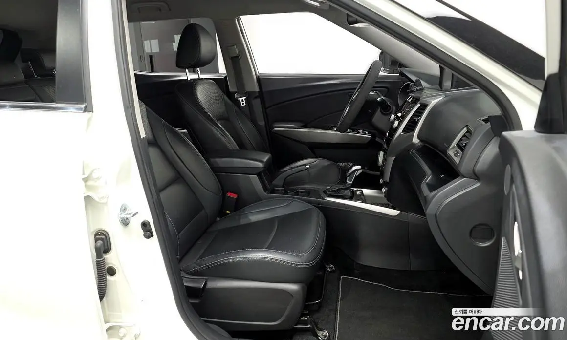 SsangYong TIBOLI 2018 1.6 автомат (гидро), фото 11
