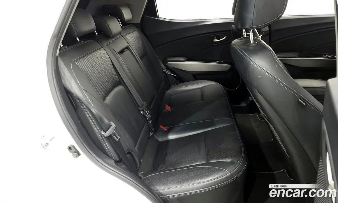 SsangYong TIBOLI 2018 1.6 автомат (гидро), фото 12