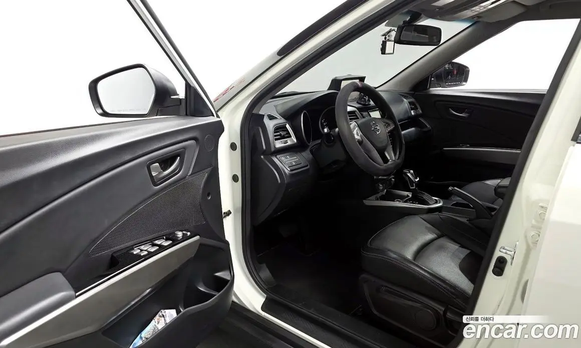 SsangYong TIBOLI 2018 1.6 автомат (гидро), фото 10
