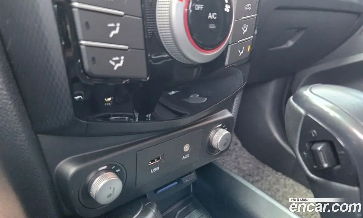 SsangYong TIBOLI 2018 1.6 автомат (гидро), фото 13