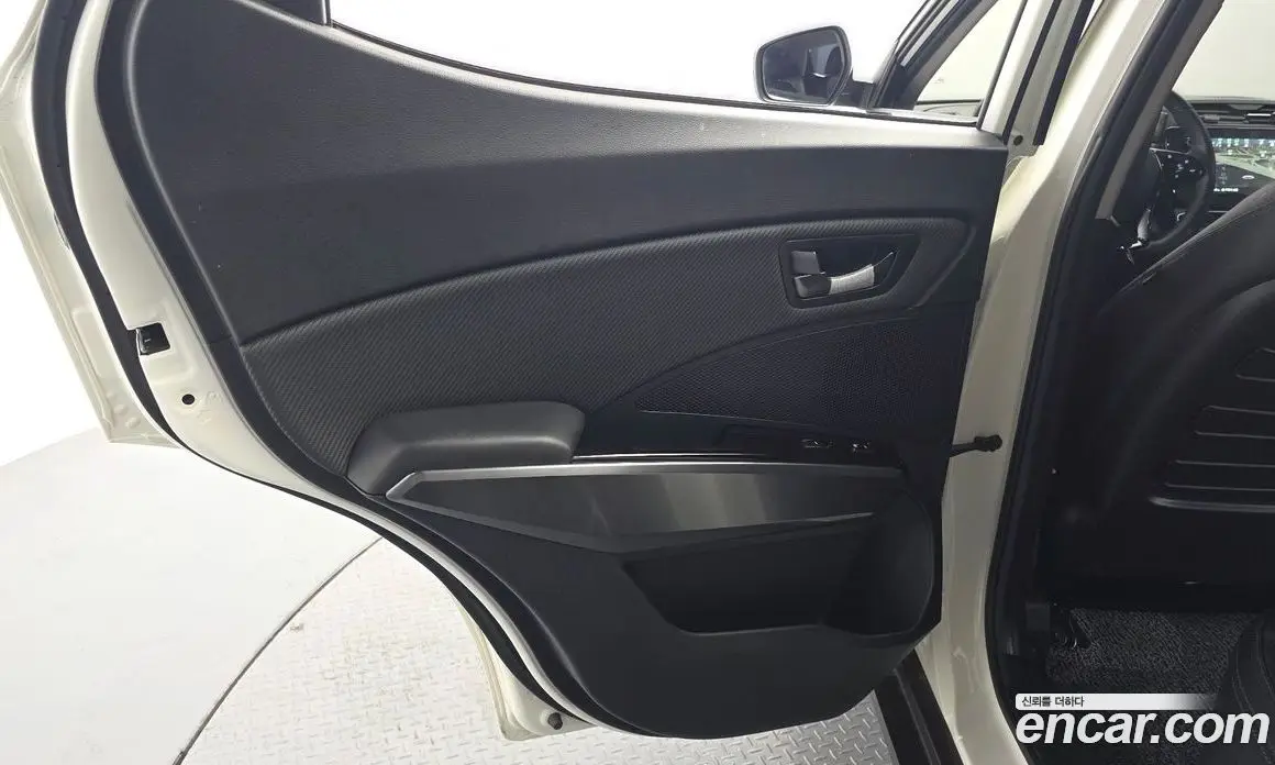 SsangYong TIBOLI 2024 1.6 автомат (гидро), фото 15