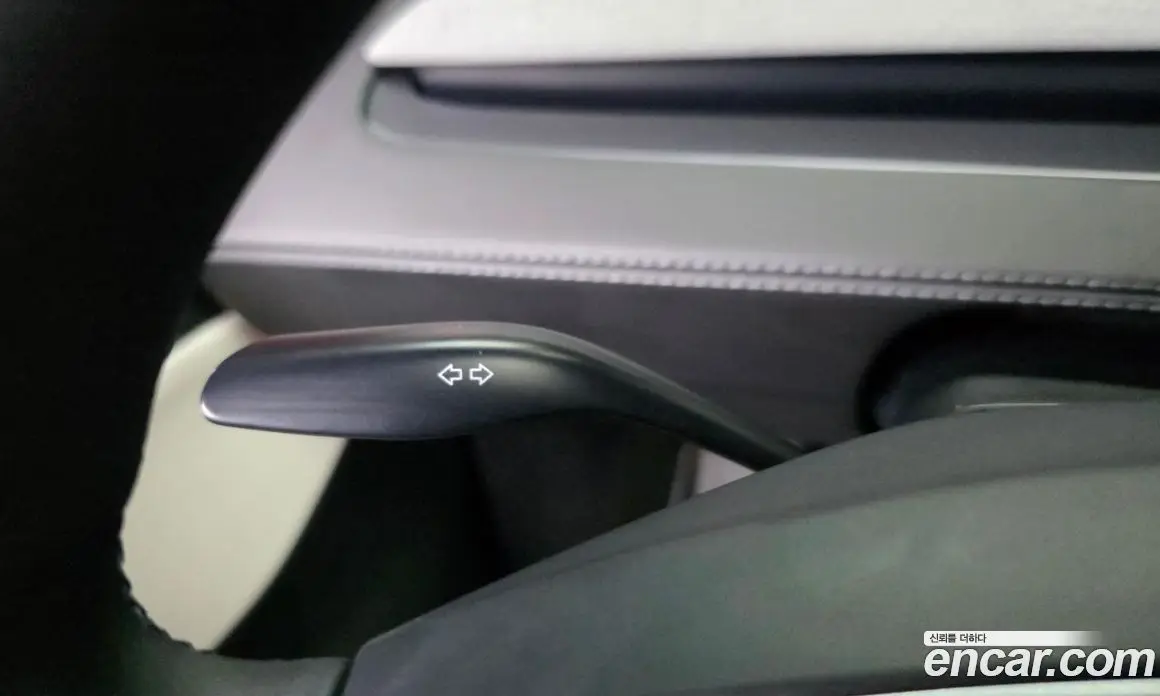 Tesla Model Y 2025 0.2 автомат (гидро), фото 32 Tesla Model Y 2025 0.2 автомат (гидро), фото 32
