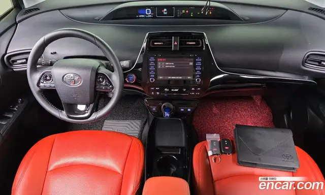 Toyota Prius 2021 1.8 автомат (гидро), миниатюра 10