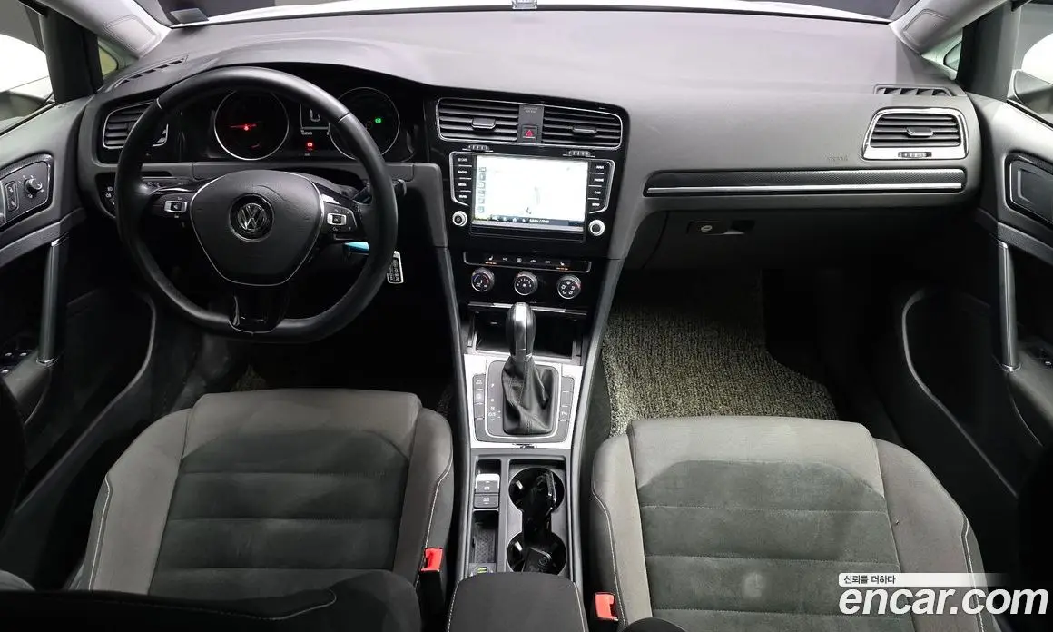 Volkswagen Golf 2015 1.6 автомат (гидро), фото 7