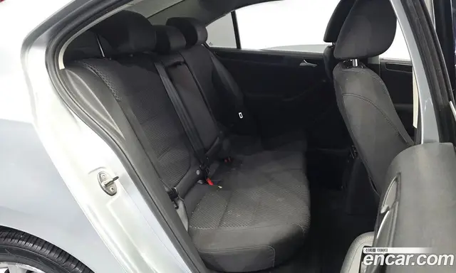 Volkswagen Jetta 2011 1.6 автомат (гидро), миниатюра 12