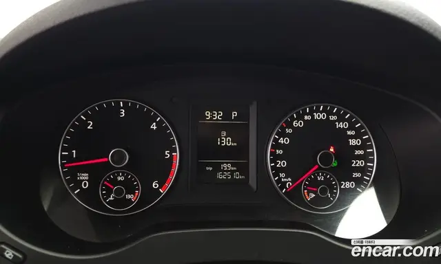 Volkswagen Jetta 2011 1.6 автомат (гидро), миниатюра 8