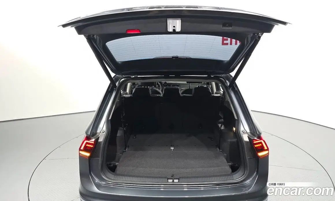 Volkswagen Tiguan 2020 2.0 автомат (гидро), фото 26