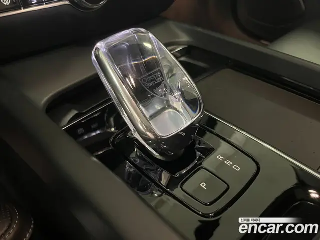 Volvo V60 2024 2.0 автомат (гидро), миниатюра 9