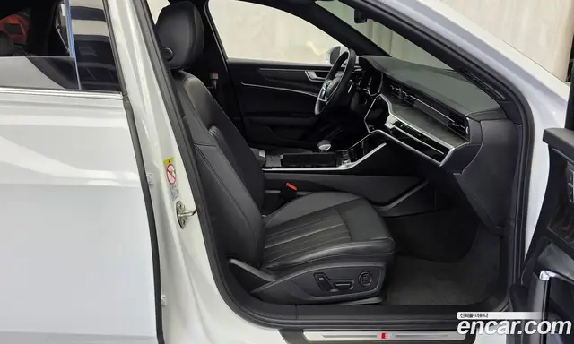 Audi A6 2023 2.0 автомат (гидро), миниатюра 11
