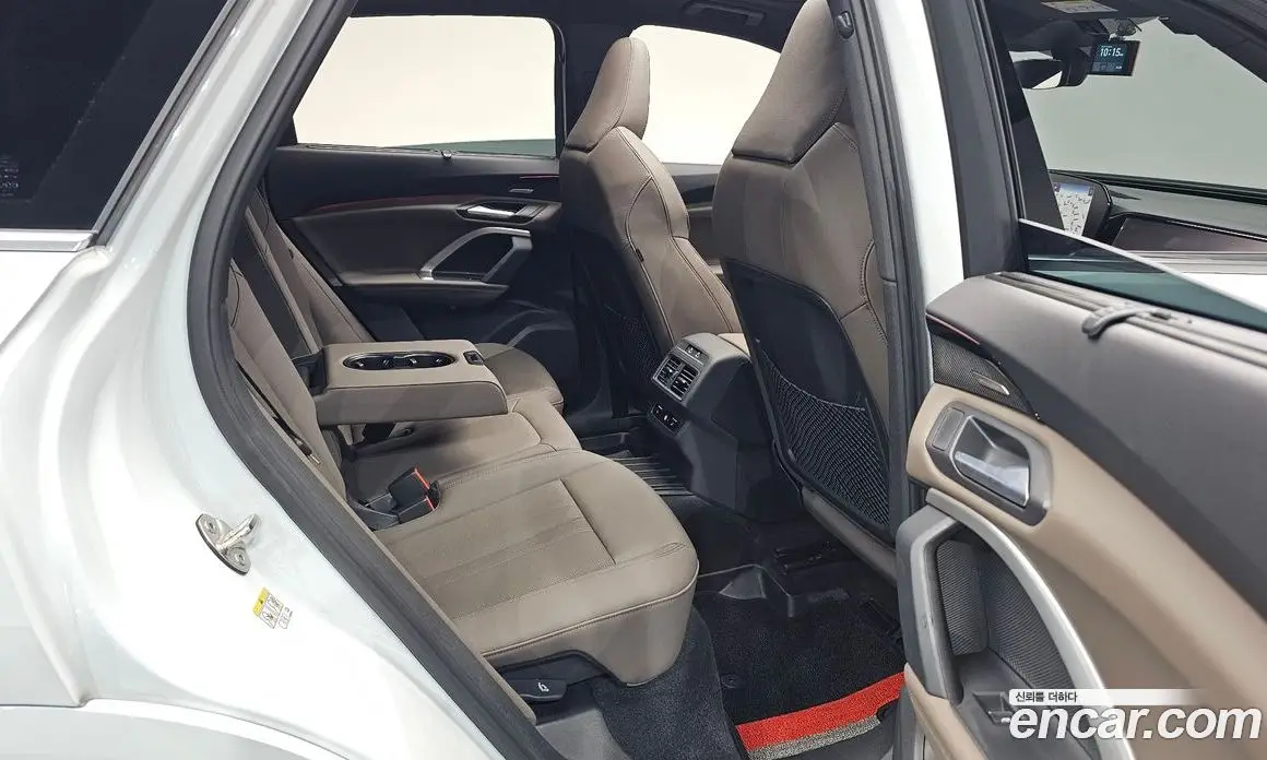 Audi Q5 2025 2.0 автомат (гидро), фото 16