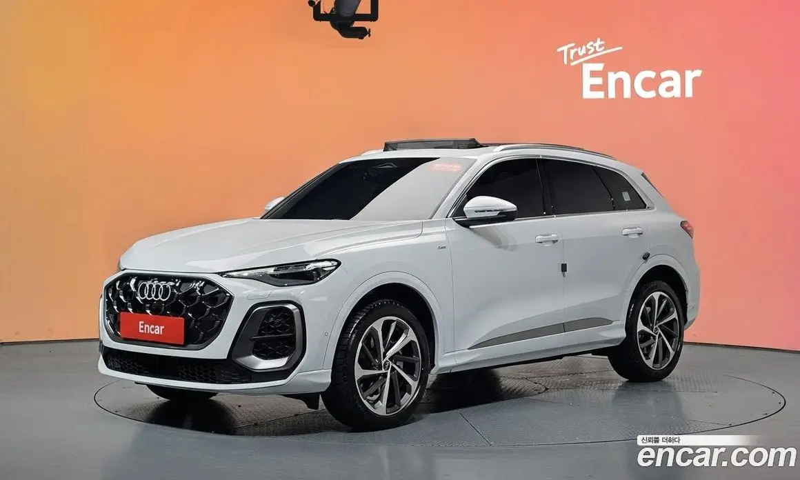 Audi Q5 2025 2.0 автомат (гидро), фото 39