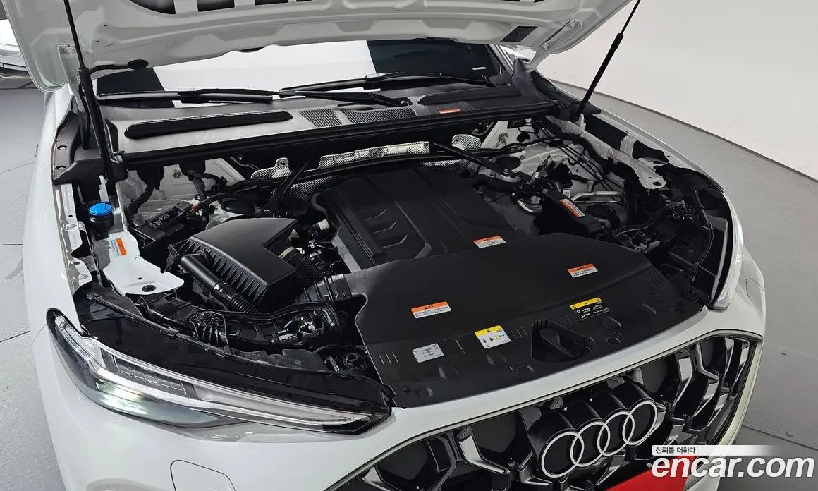 Audi Q5 2025 2.0 автомат (гидро), фото 5