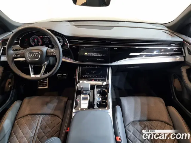 Audi Q8 2024 3.0 автомат (гидро), миниатюра 7