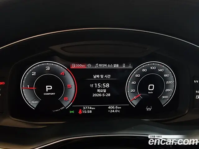 Audi Q8 2024 3.0 автомат (гидро), миниатюра 8