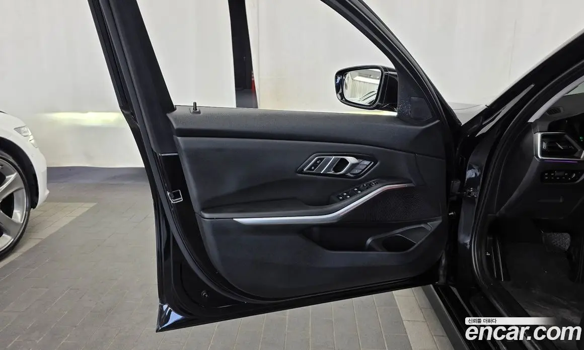 BMW 3 серия 2021 2.0 автомат (гидро), фото 14