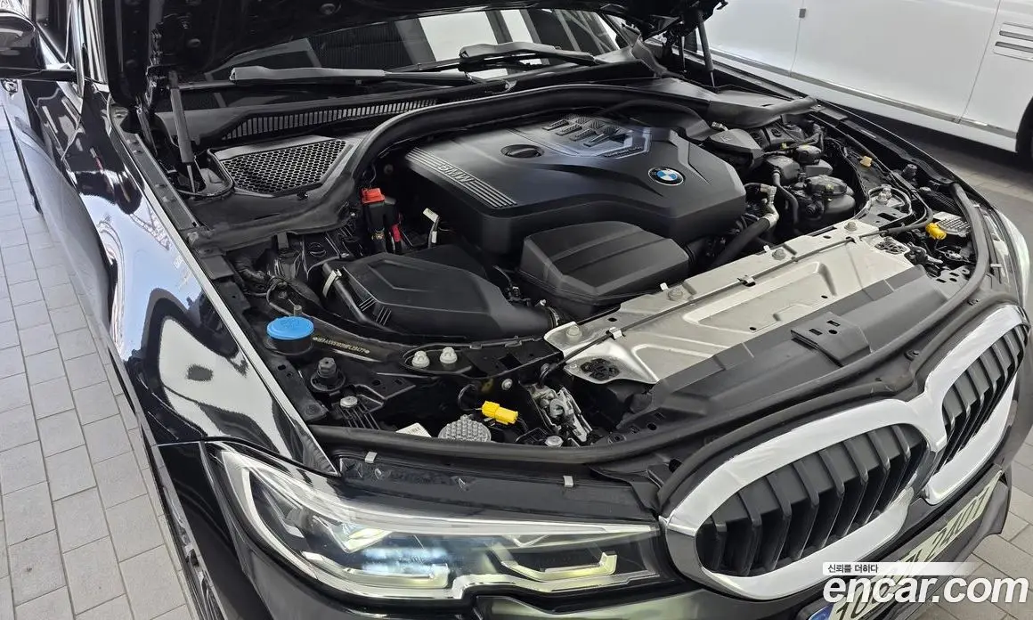 BMW 3 серия 2021 2.0 автомат (гидро), фото 6