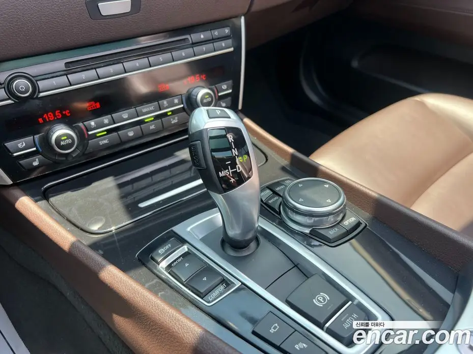 BMW 5 серия 2017 2.0 автомат (гидро), фото 7