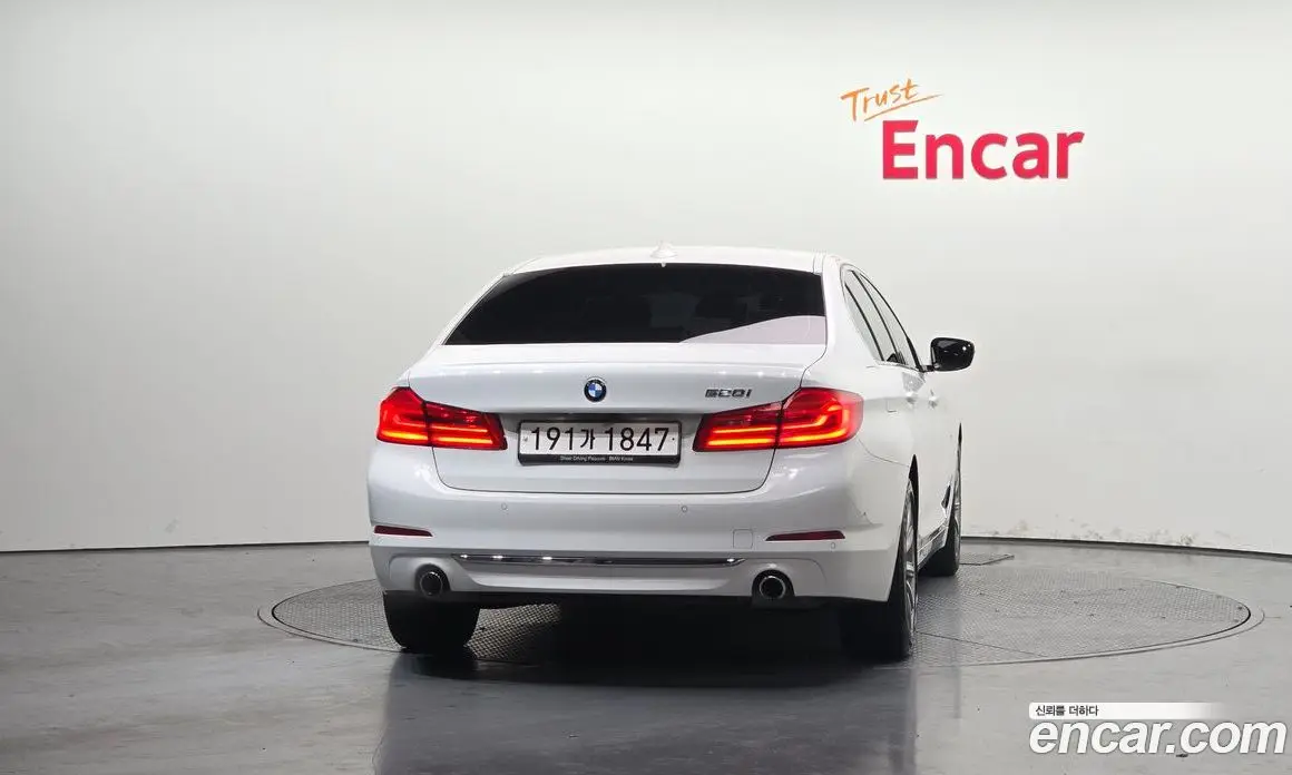 BMW 5 серия 2018 2.0 автомат (гидро), фото 4