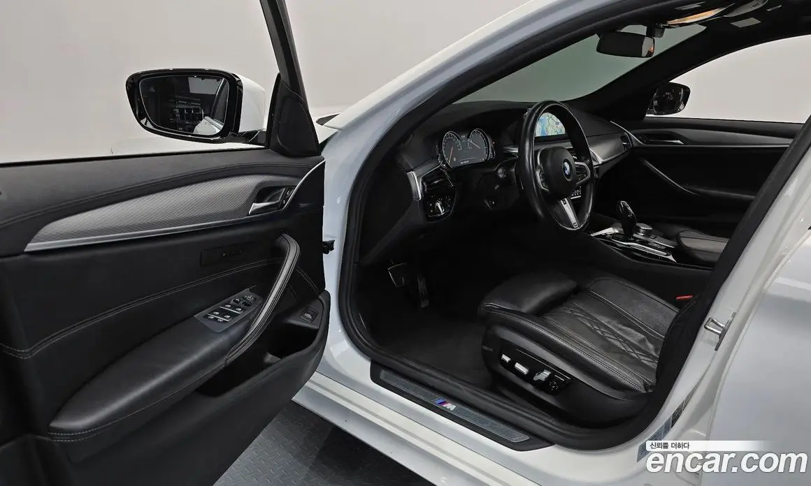 BMW 5 серия 2018 2.0 автомат (гидро), фото 13