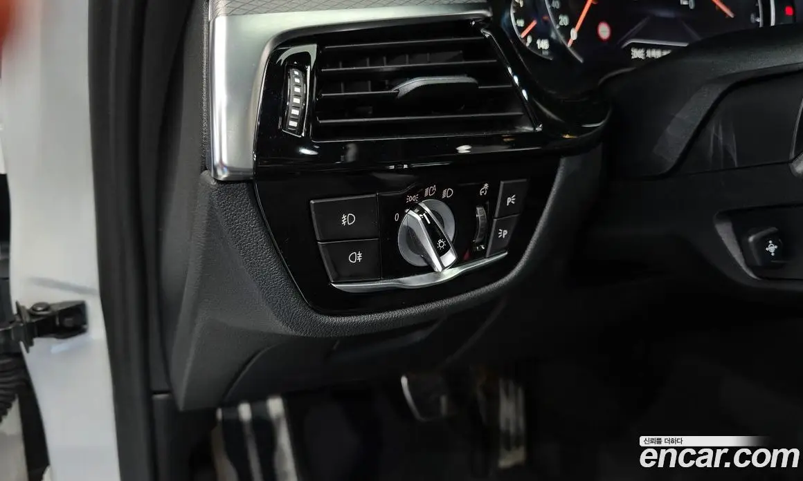 BMW 5 серия 2018 2.0 автомат (гидро), фото 27