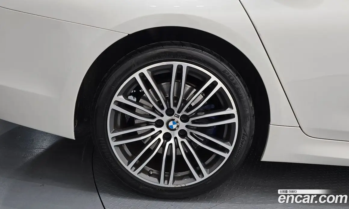 BMW 5 серия 2018 2.0 автомат (гидро), фото 7