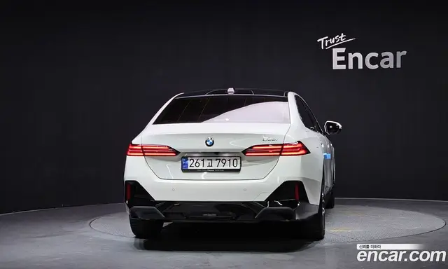BMW 5 серия 2023 2.0 автомат (гидро), миниатюра 4