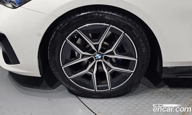BMW 5 серия 2023 2.0 автомат (гидро), миниатюра 5