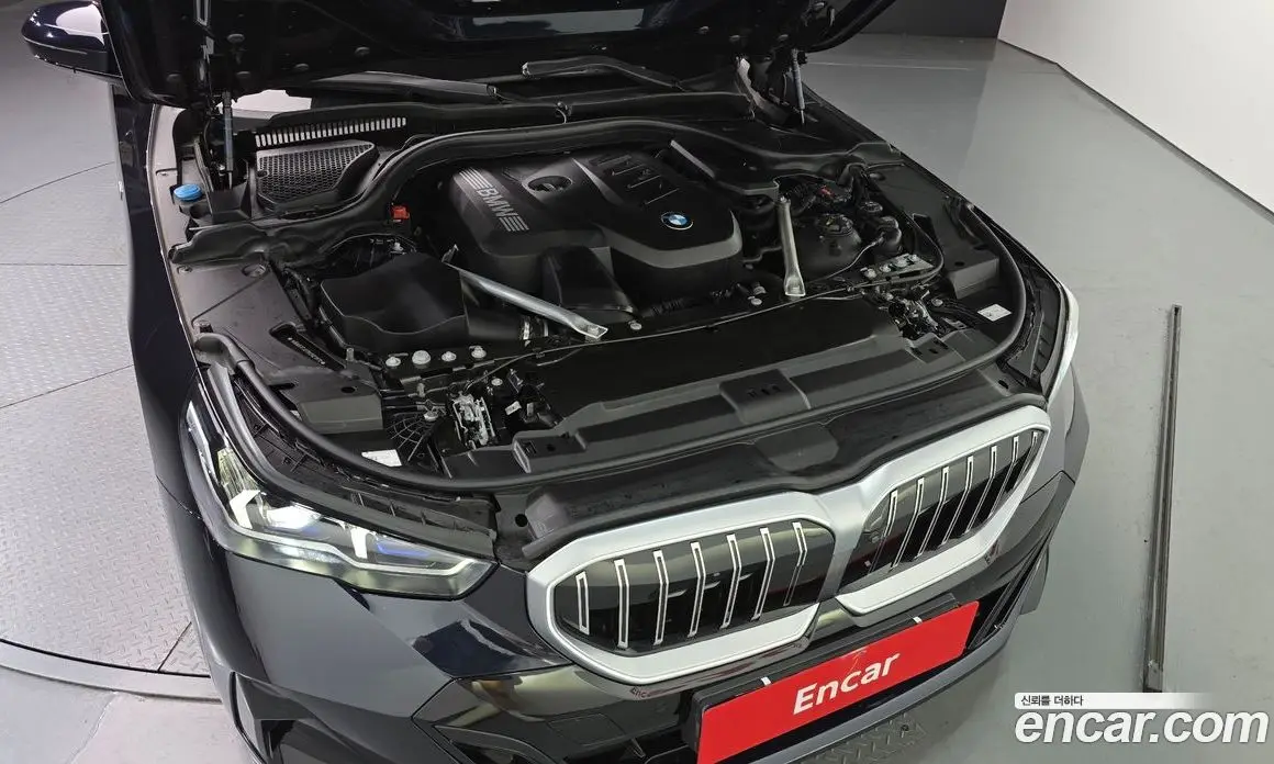BMW 5 серия 2024 2.0 автомат (гидро), фото 6
