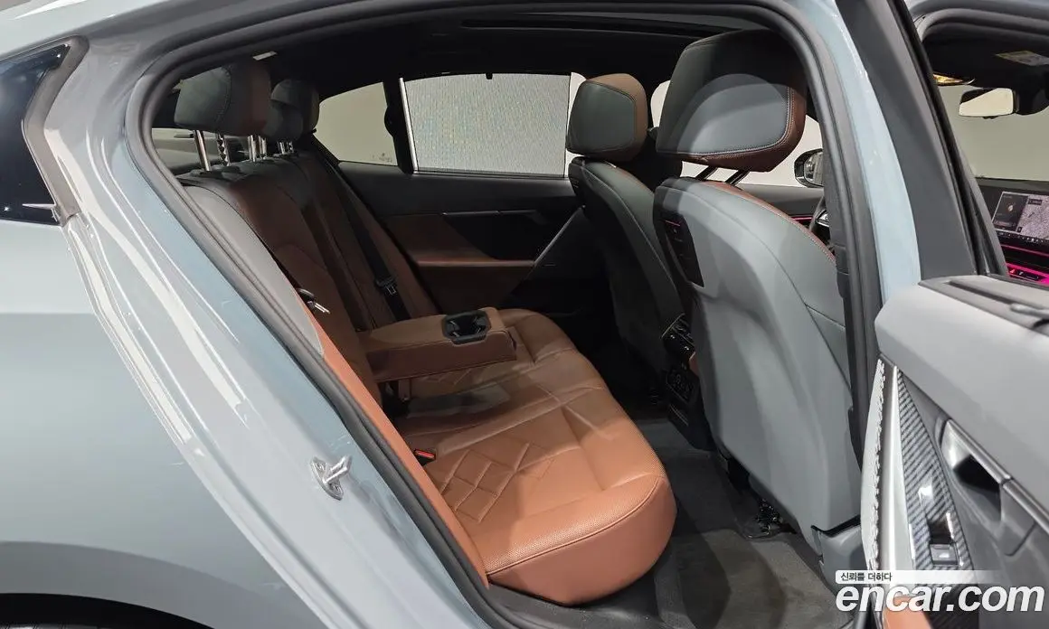 BMW 5 серия 2024 2.0 автомат (гидро), фото 18