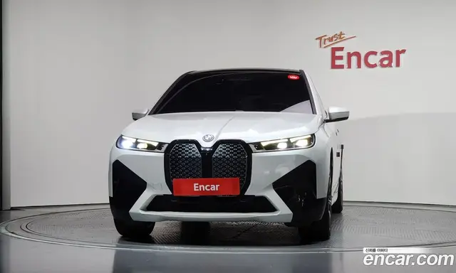 BMW iX 2022 0.2 автомат (гидро), миниатюра 3