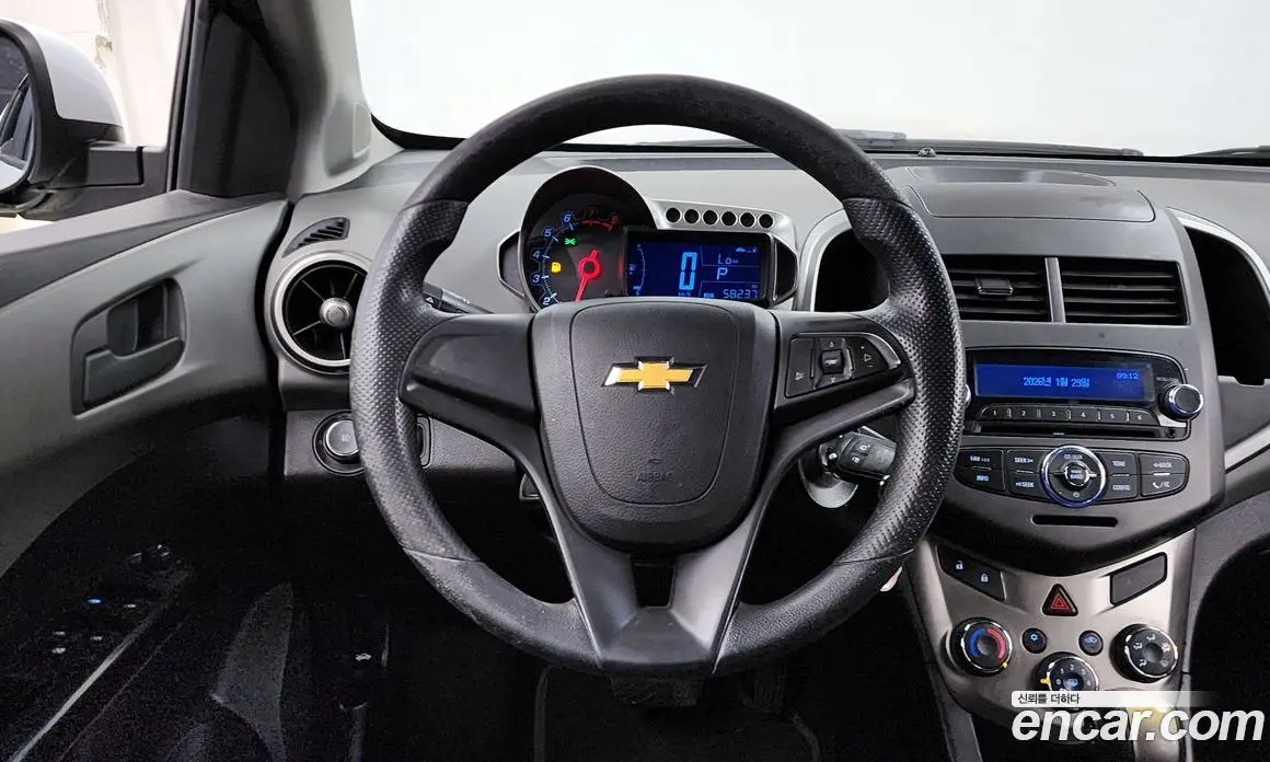 Chevrolet Aveo 2011 1.6 автомат (гидро), фото 13