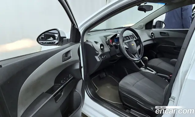 Chevrolet Aveo 2011 1.6 автомат (гидро), миниатюра 10
