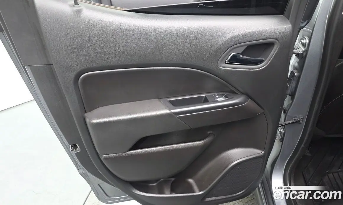 Chevrolet Colorado 2021 3.6 автомат (гидро), фото 15
