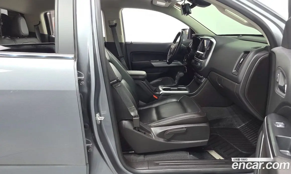 Chevrolet Colorado 2021 3.6 автомат (гидро), фото 16