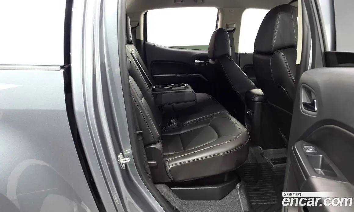 Chevrolet Colorado 2021 3.6 автомат (гидро), фото 17