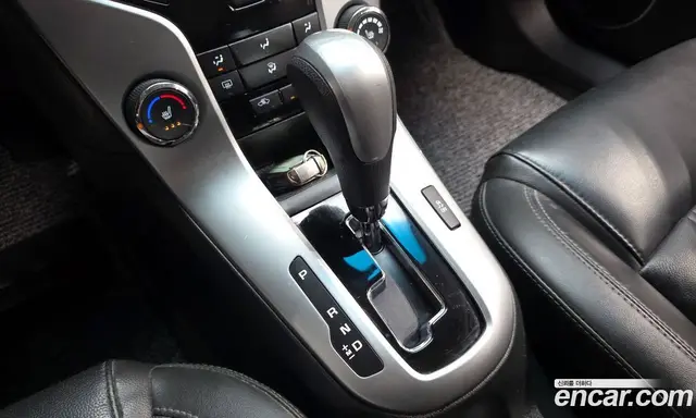 Chevrolet Cruze 2016 1.8 автомат (гидро), миниатюра 9