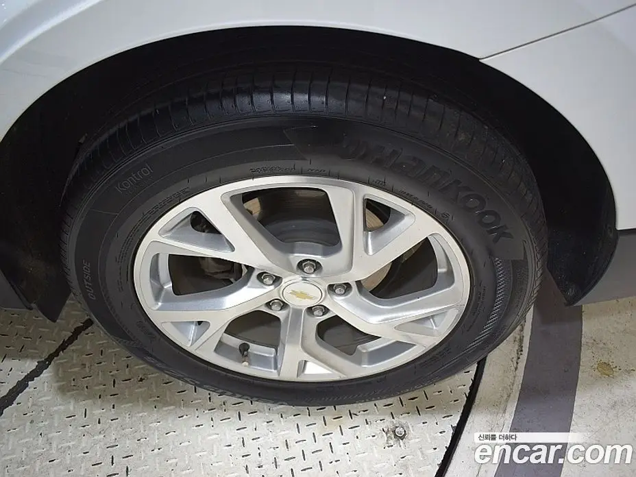 Chevrolet Equinox 2019 1.6 автомат (гидро), фото 18