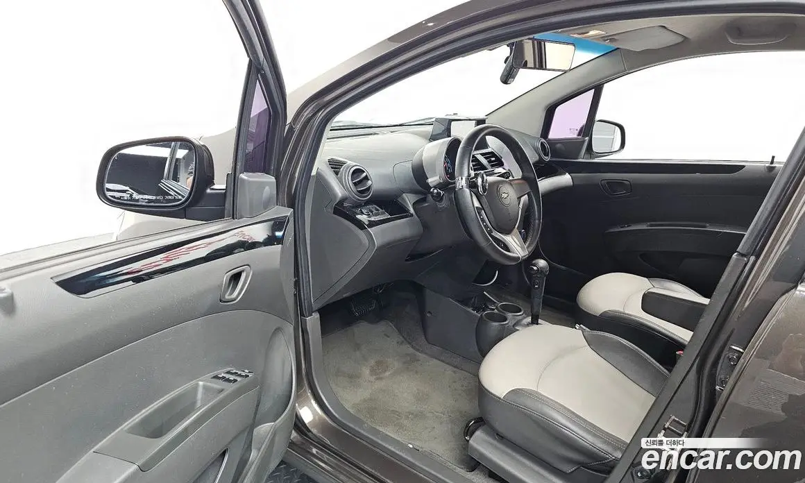 Chevrolet Spark 2012 1.0 автомат (гидро), фото 13