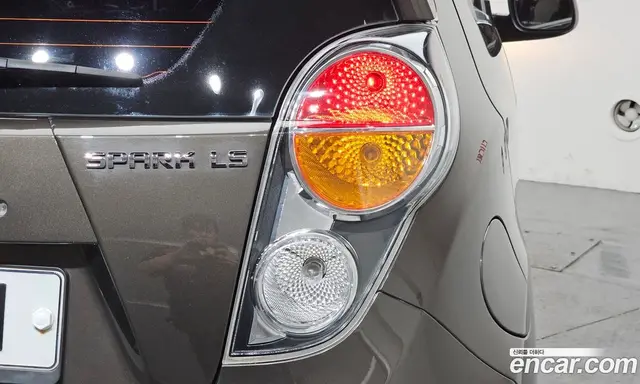 Chevrolet Spark 2012 1.0 автомат (гидро), миниатюра 9