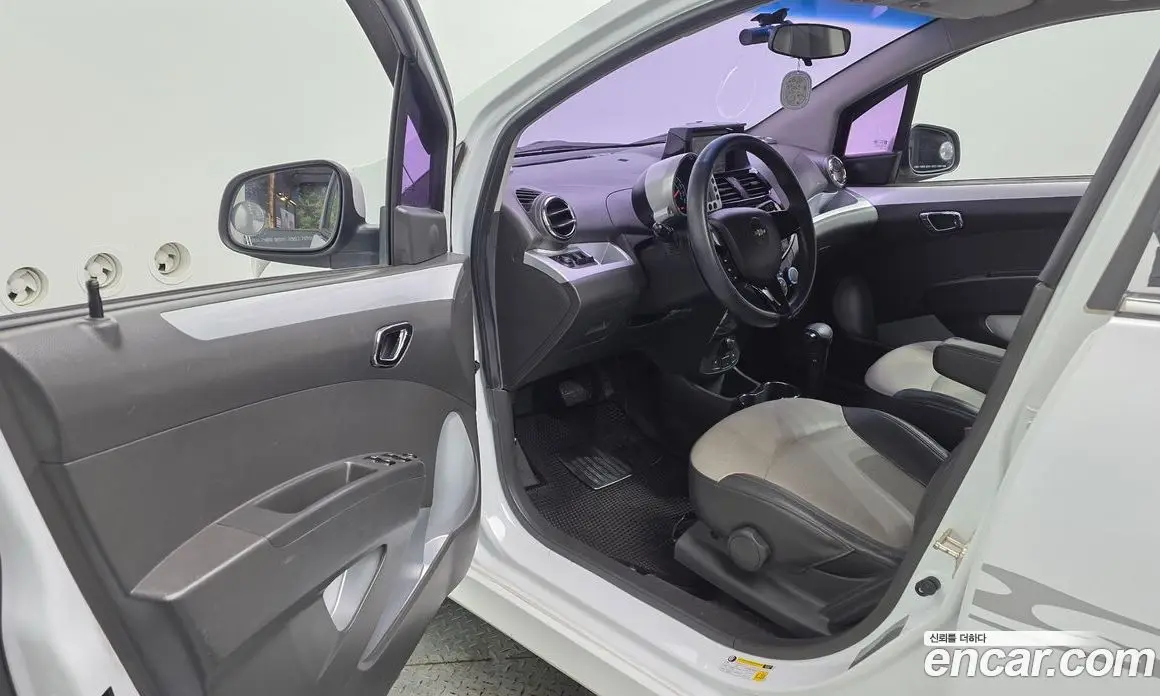 Chevrolet Spark 2013 1.0 автомат (гидро), фото 13