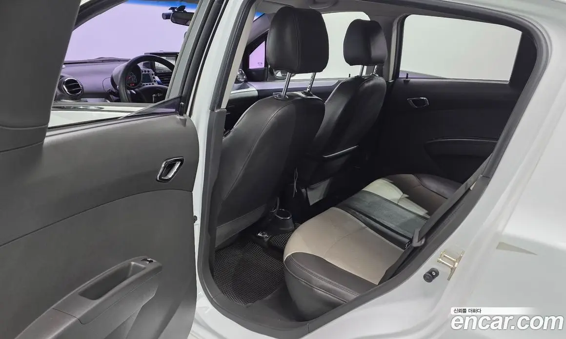 Chevrolet Spark 2013 1.0 автомат (гидро), фото 18