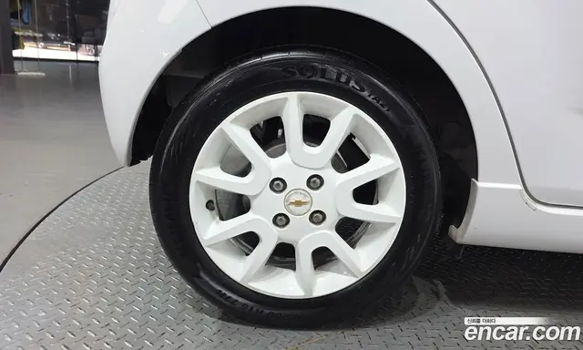 Chevrolet Spark 2013 1.0 автомат (гидро), миниатюра 5