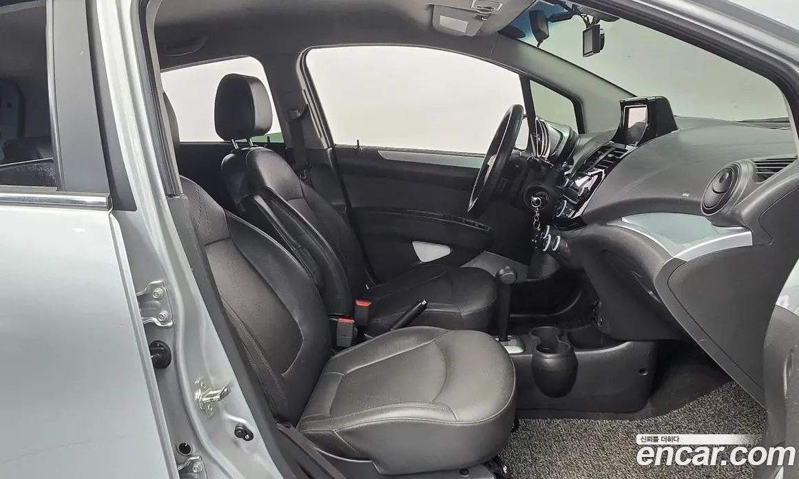 Chevrolet Spark 2014 1.0 автомат (гидро), фото 11
