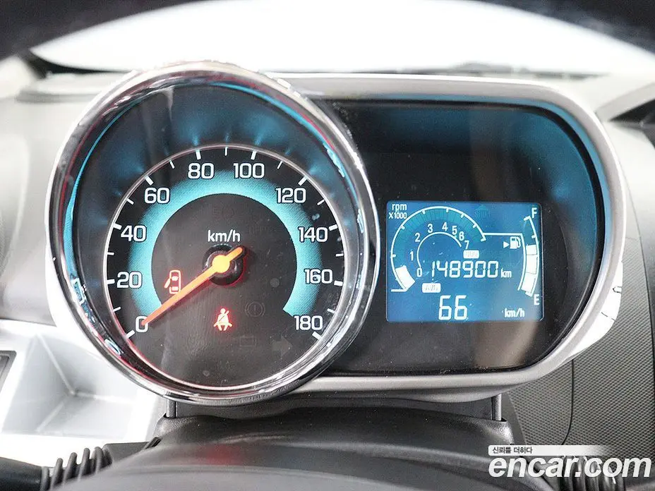 Chevrolet Spark 2014 1.0 автомат (гидро), фото 8