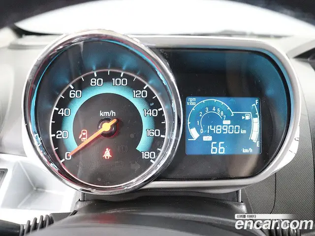 Chevrolet Spark 2014 1.0 автомат (гидро), миниатюра 8