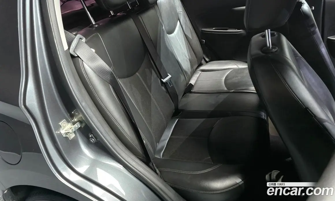Chevrolet Spark 2016 1.0 автомат (гидро), фото 17