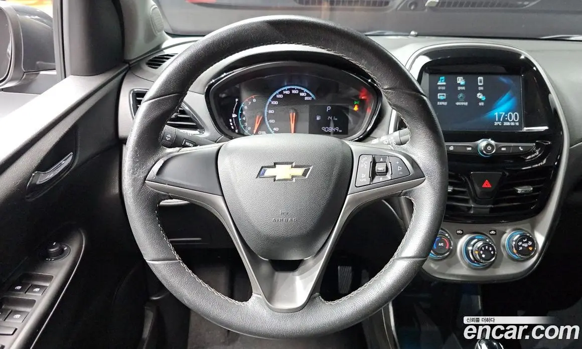 Chevrolet Spark 2018 1.0 автомат (гидро), фото 19
