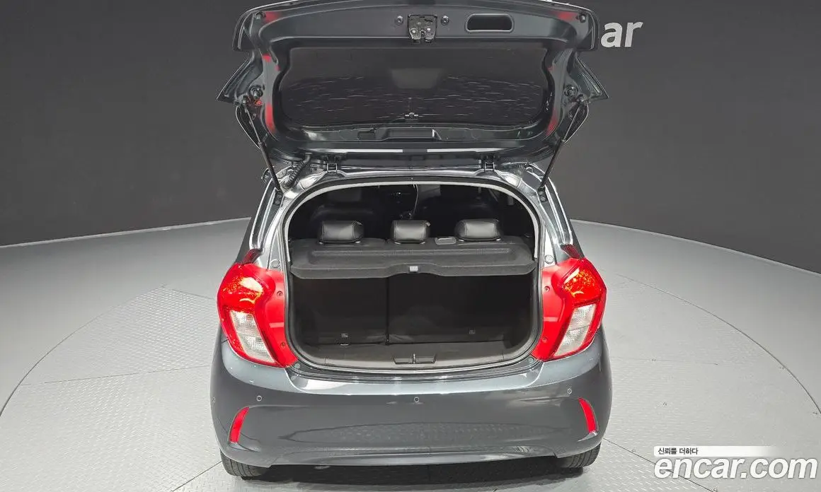 Chevrolet Spark 2018 1.0 автомат (гидро), фото 27