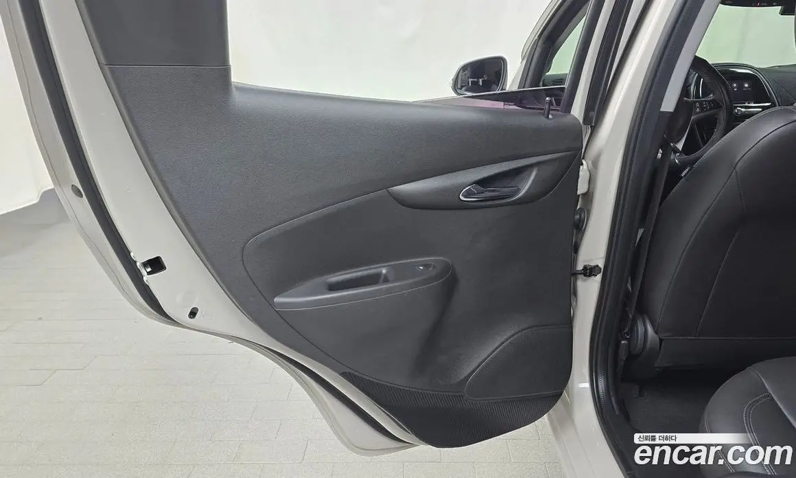 Chevrolet Spark 2019 1.0 автомат (гидро), фото 15